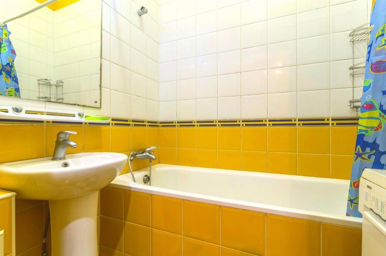 Large Apartment In The Center Dnipro Dış mekan fotoğraf